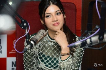 Mahanubhavudu Movie Team At Red FM